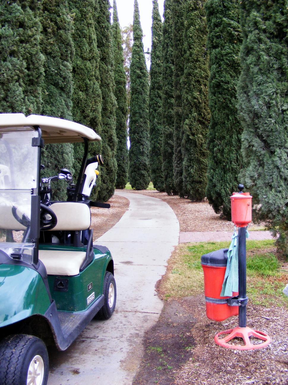 Free Image of Golf Course 