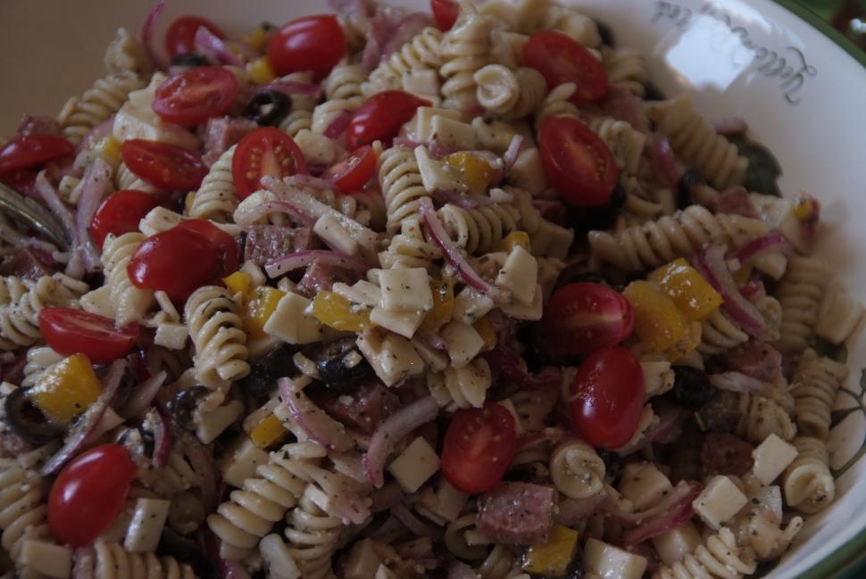 Free Image of Cold Pasta Salad 