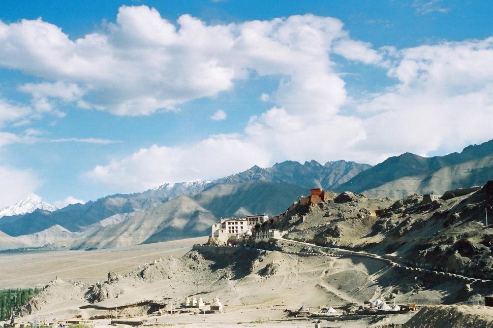 Free Image of Buddhist Monastery 