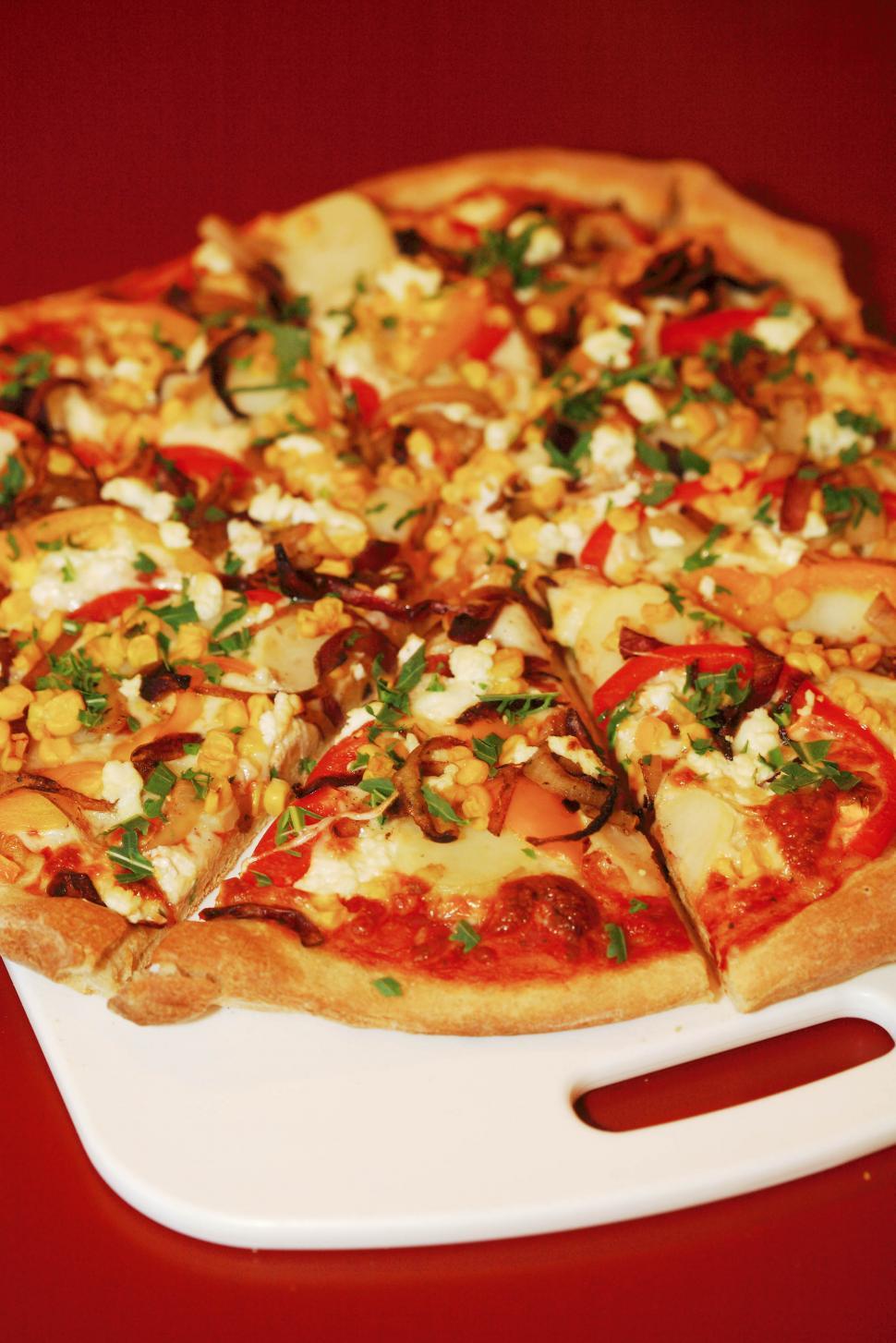 Free Image of a whole pizza 