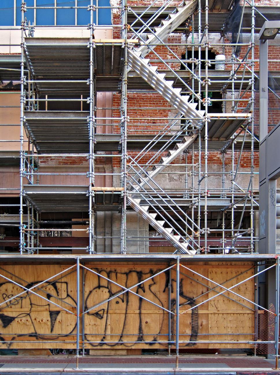 Free Image of Scaffolding 