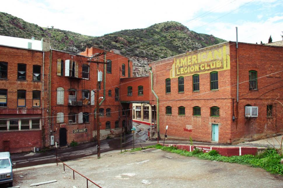 Free Image of Old brick buildings in Bisbee Arizona 