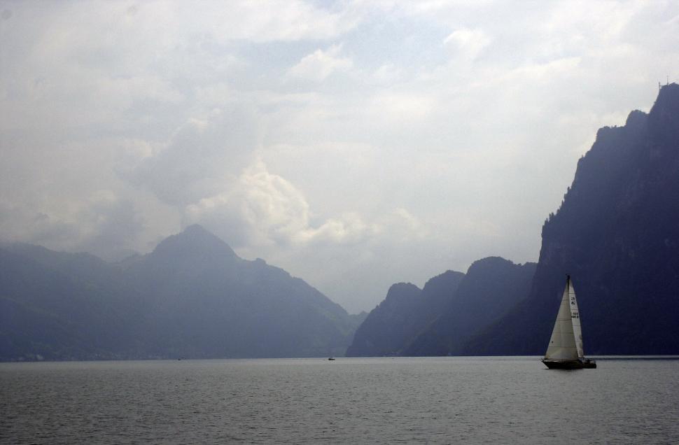 Free Image of Lake Lucern Alps 