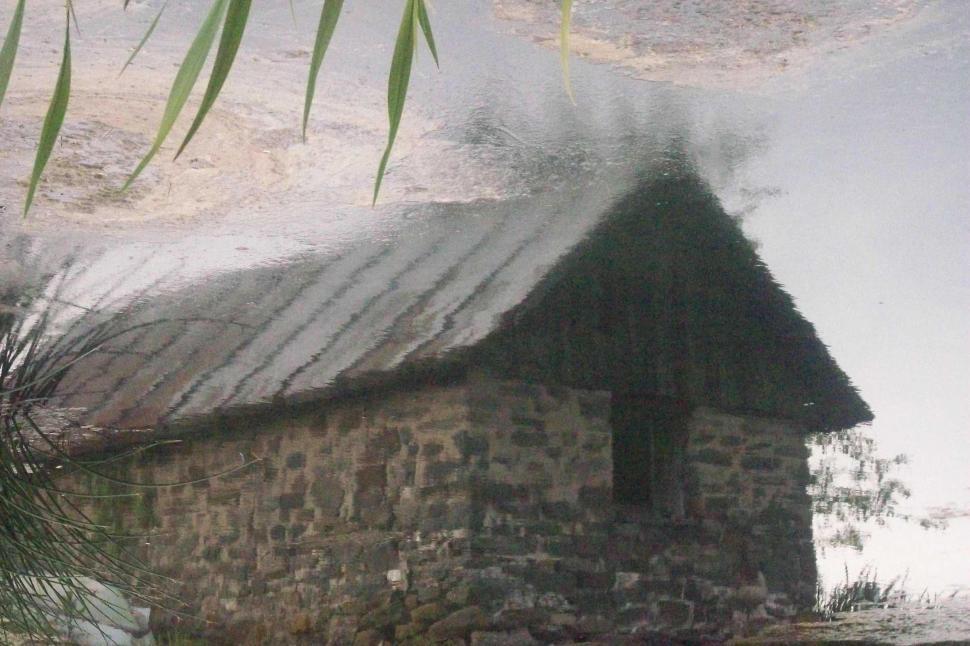 Free Image of Reflections of the Past 