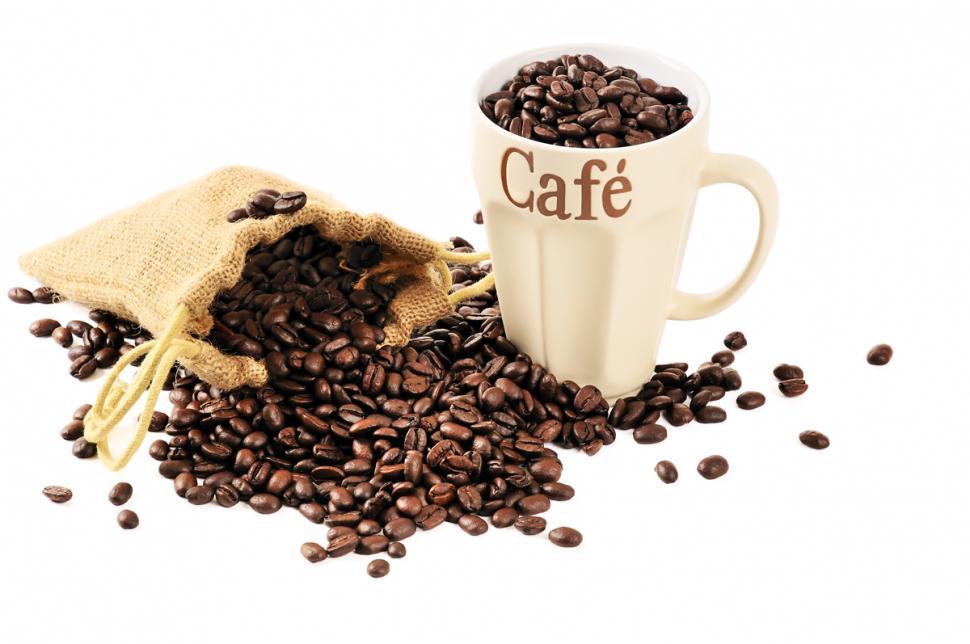 Free Image of Coffee beans in mug 