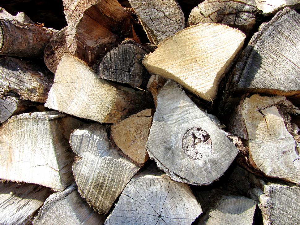 Free Image of Split Wood Stack 