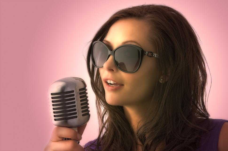 Free Image of Singer in Sunglasses 
