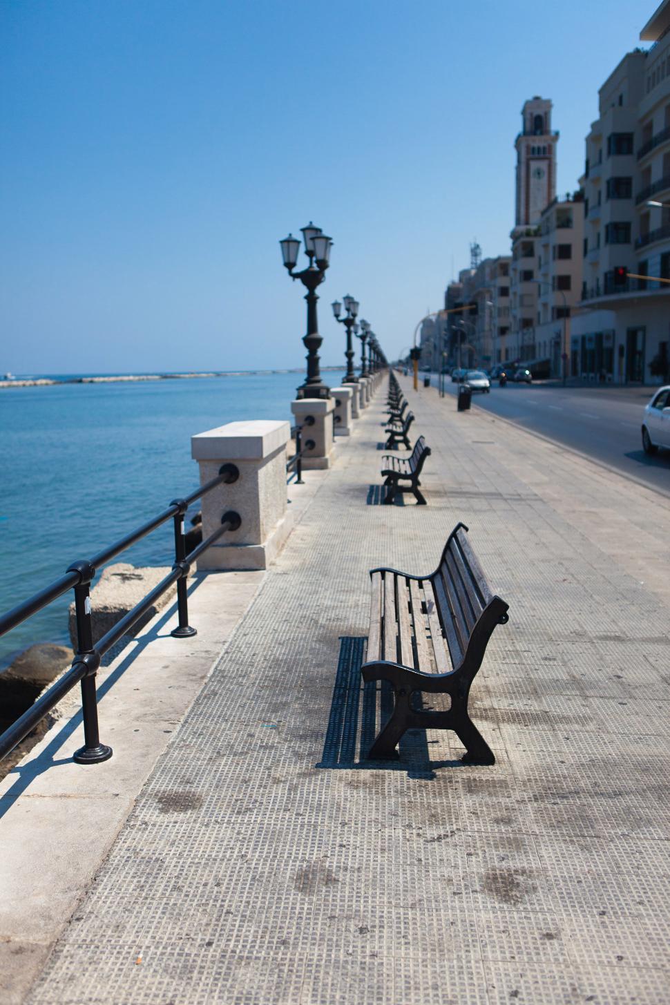 Free Image of Benches 