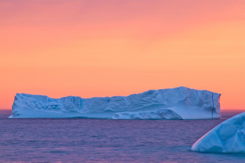 Free Image of Icebergs 