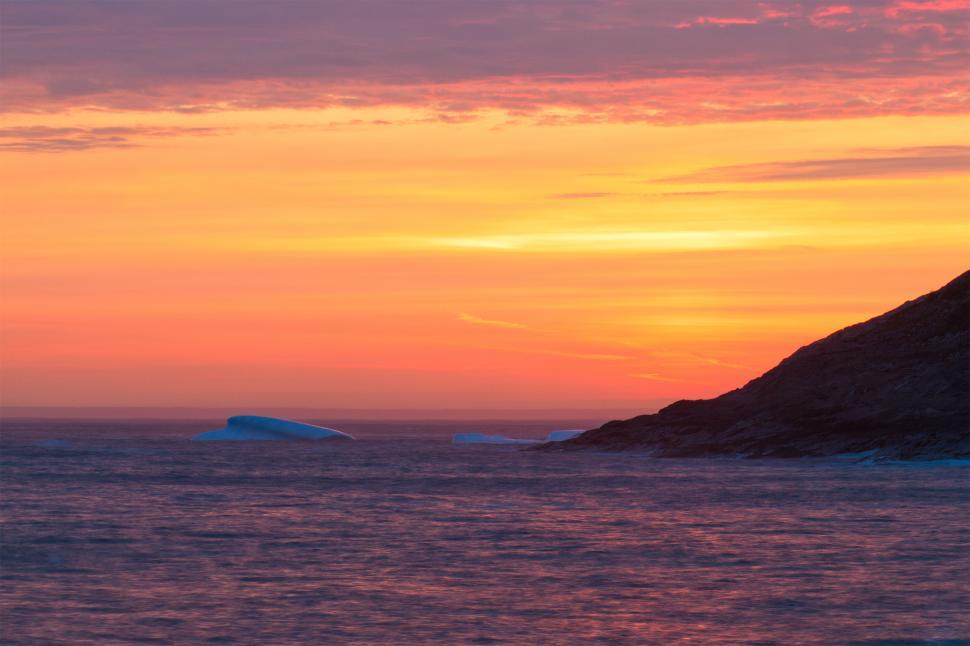 Free Image of Icebergs 