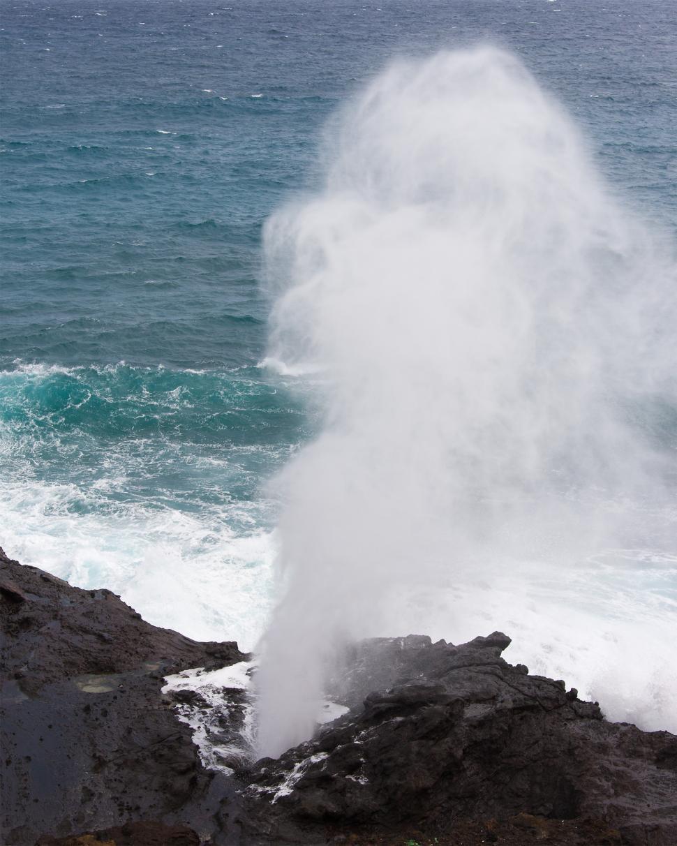 Free Image of Sea Spout 