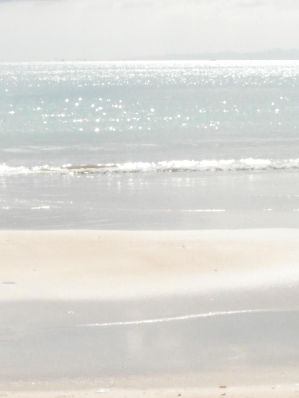 Free Image of Pastel Beach Colors 