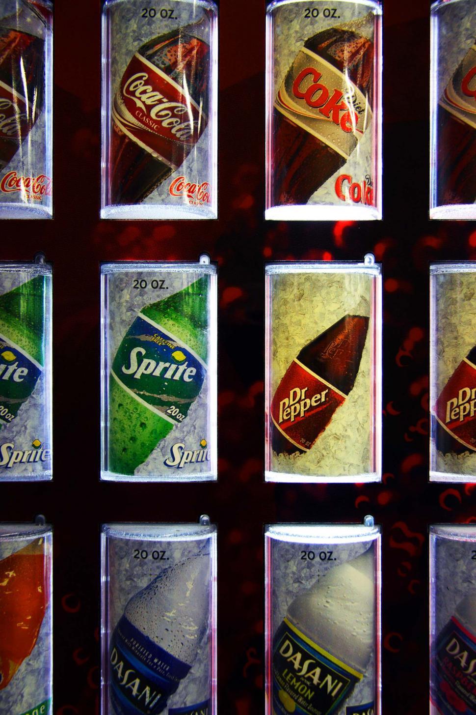Free Image of Soda machine 