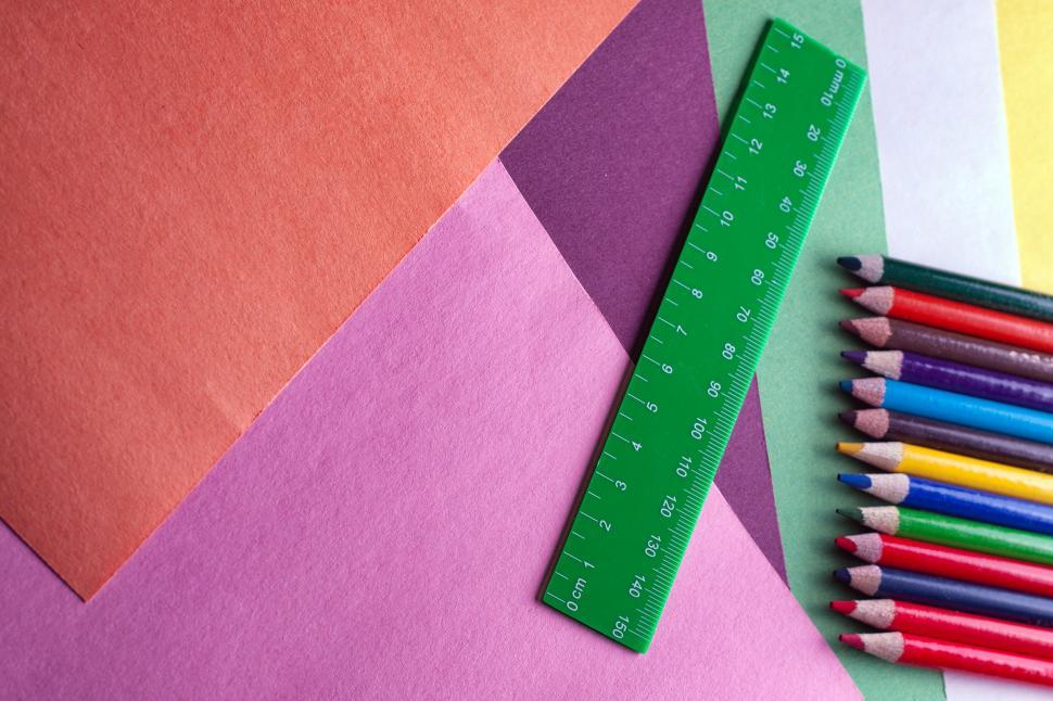 Free Image of Art Supplies 