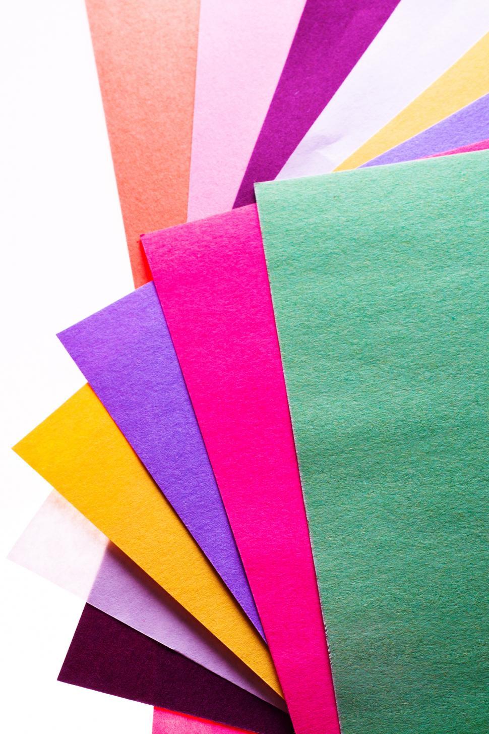 Free Image of Art Supplies 