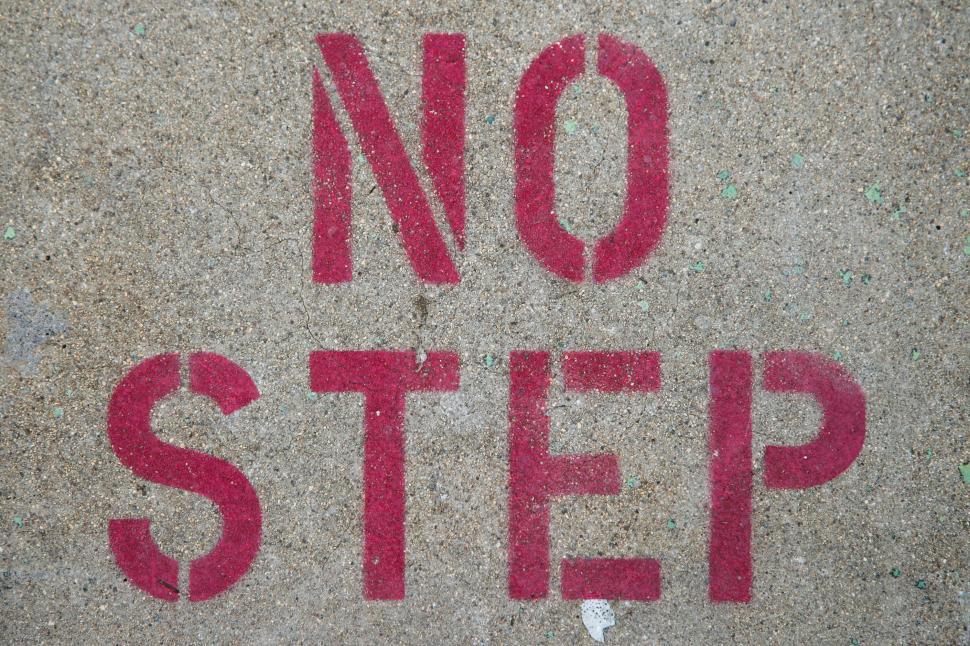 Free Image of Red Sign - No Step 