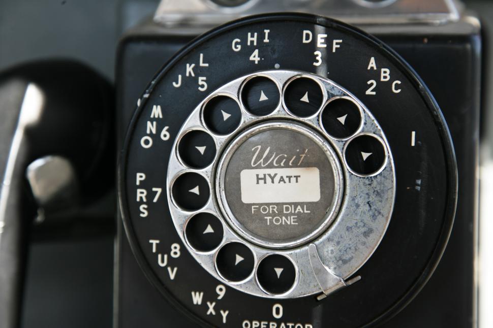 Free Image of Retro Phone 