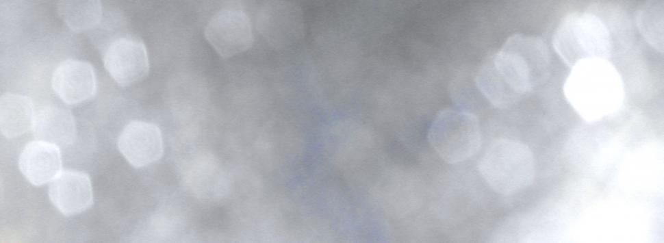 Free Image of Silver Light Bokeh Background 