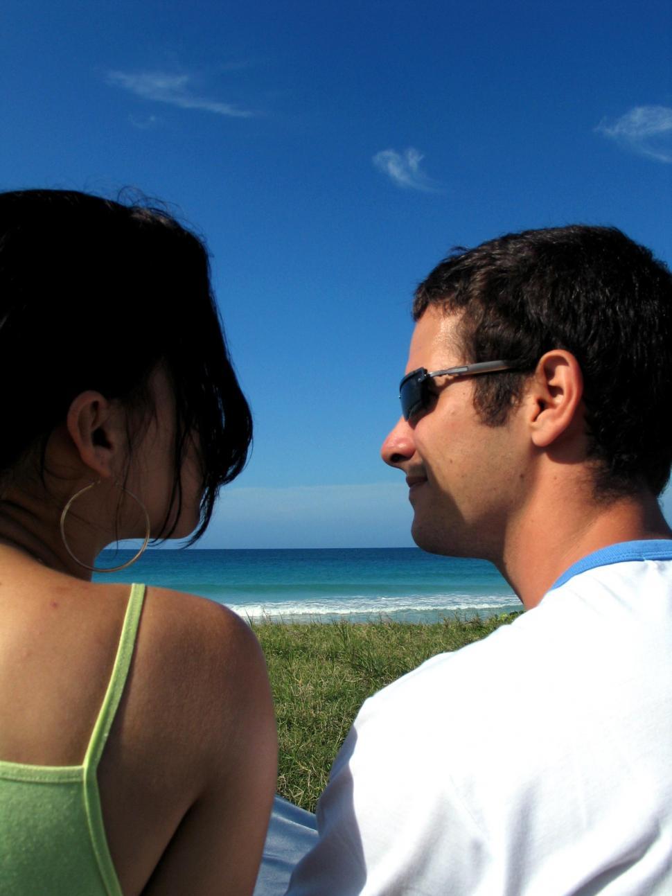 Free Image of Young couple 