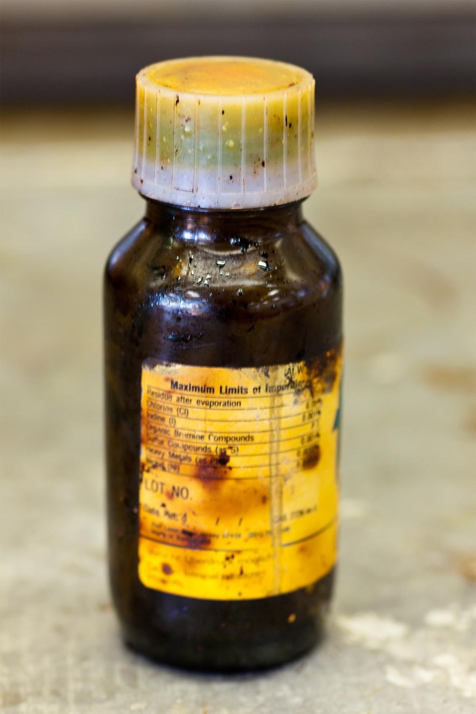 Free Image of Bromine 