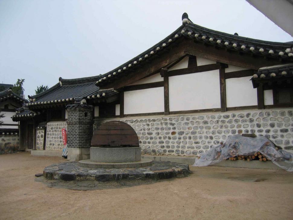 Free Image of Korean houses 