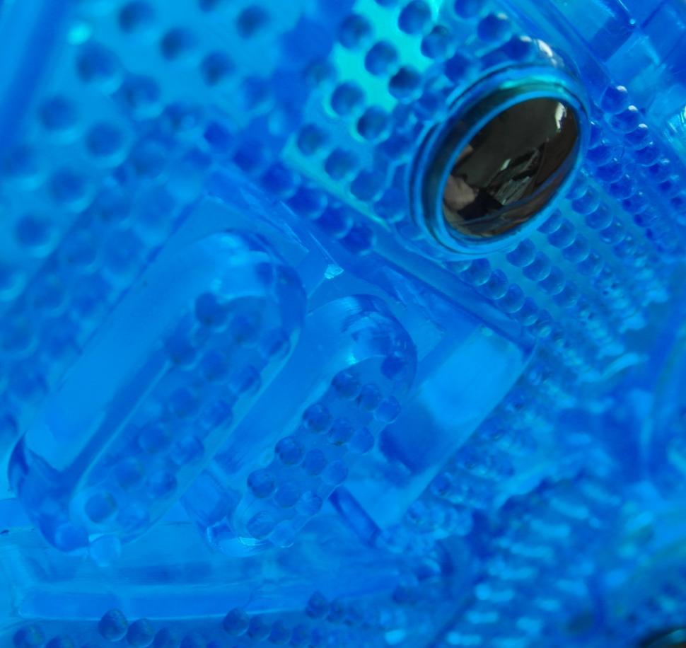 Free Image of Futuristic Blue Bobbly Background 