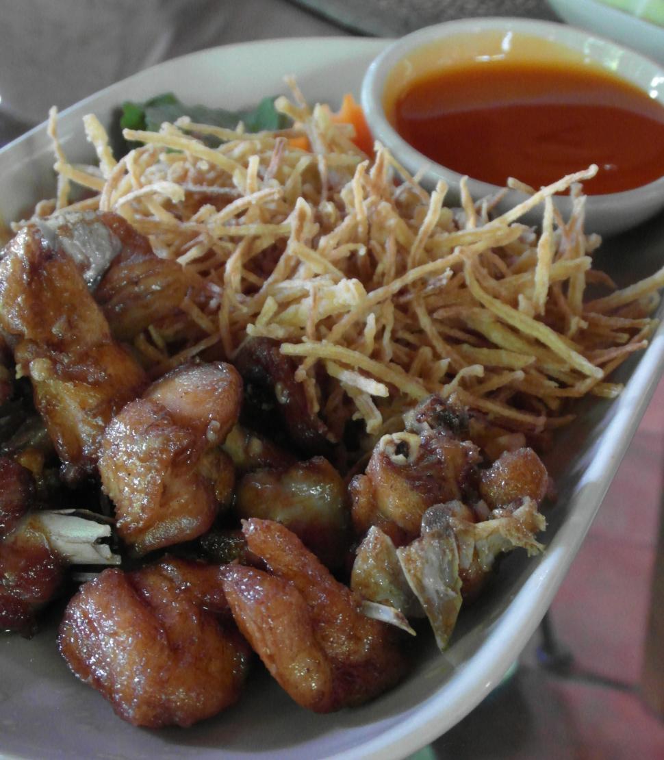 Free Image of Fried Chicken with Crispy Ginger 