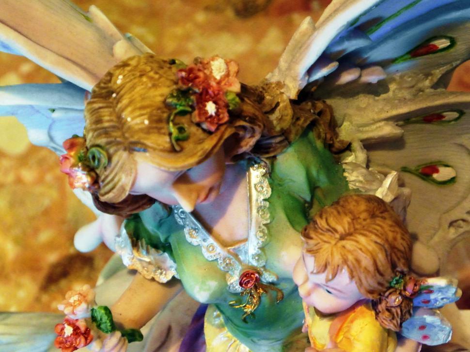 Free Image of Angel and Child 