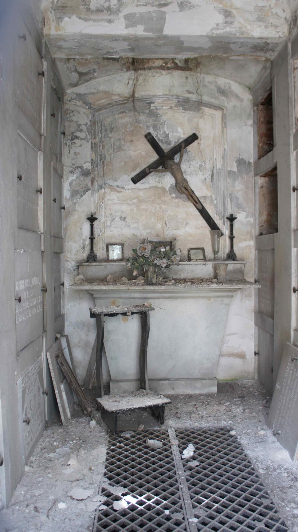 Free Image of Abandoned Christian cemetery 
