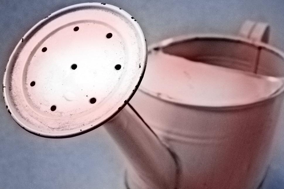 Free Image of Metal Bucket With Lid and Attached Strainer 
