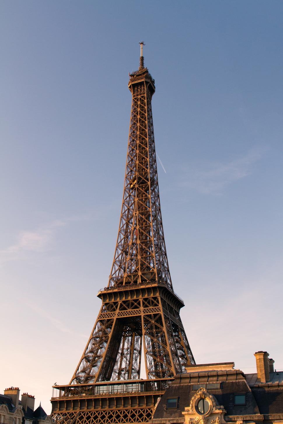 Free Image of Eiffel Tower 