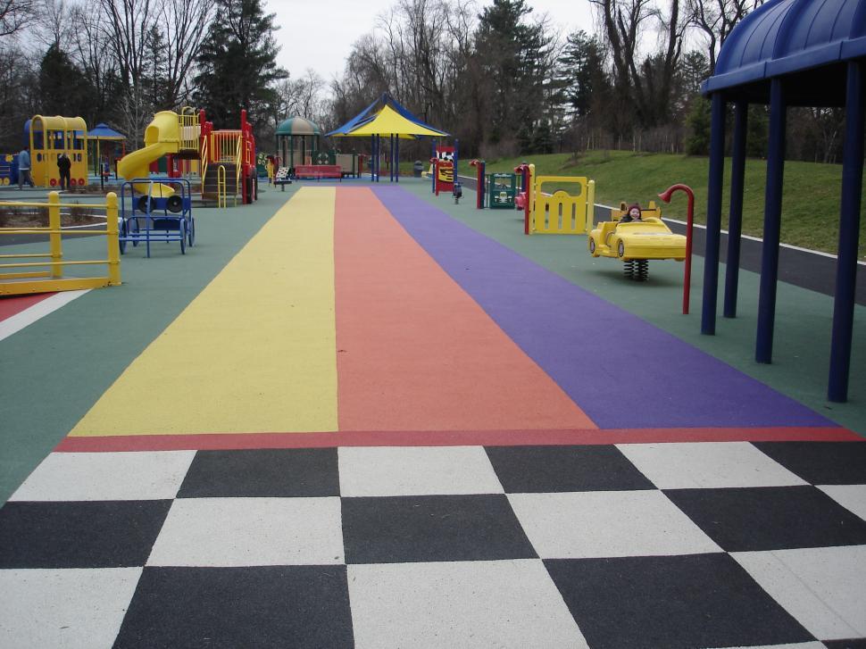 Free Image of Kids Park Racetrack 
