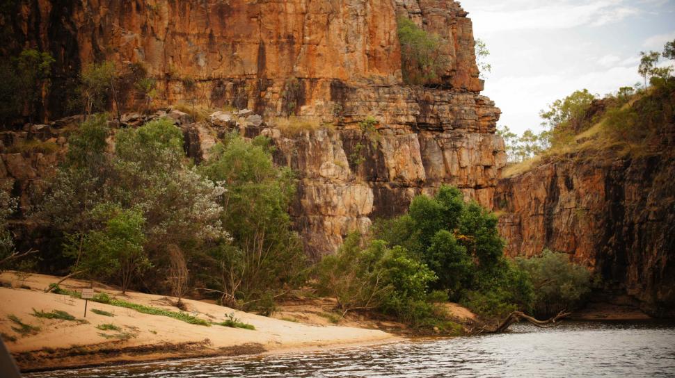Free Image of A River Runs Through It 