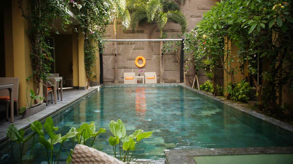 Free Image of Bali Pool 