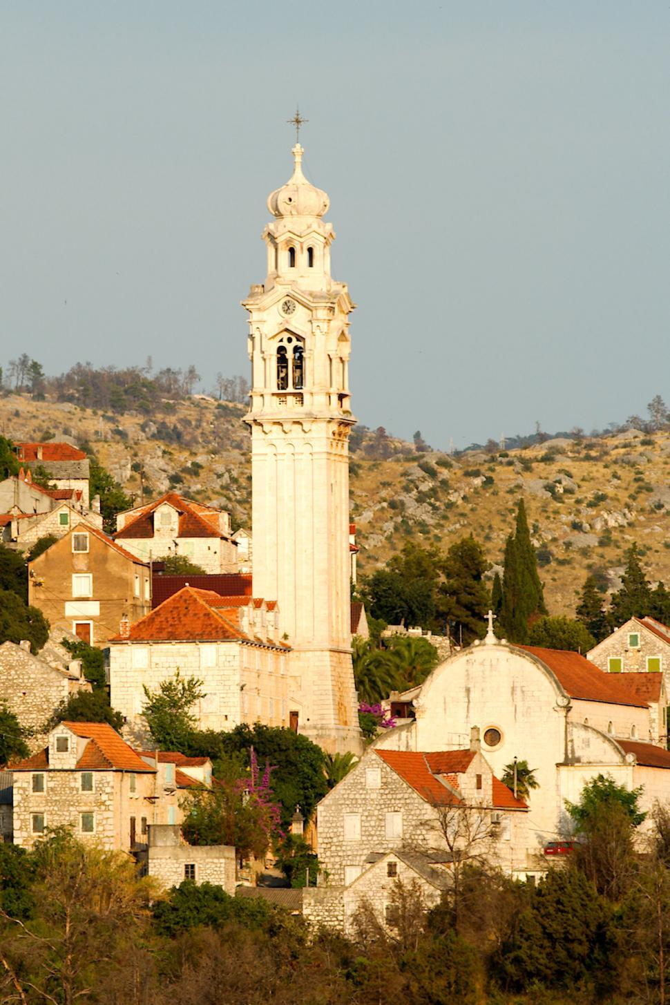 Free Image of Lozisca 