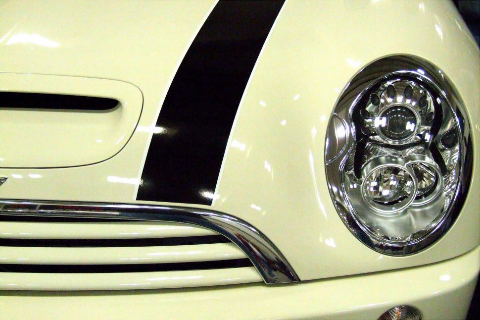 Free Image of New Vehicle 