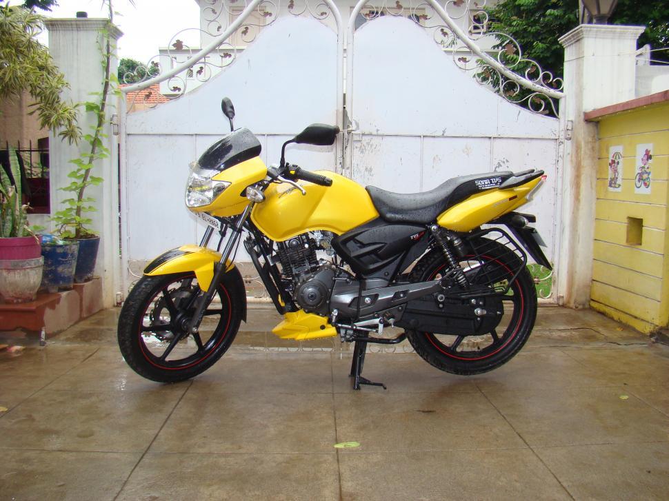 Free Image of Apache Motorbike 