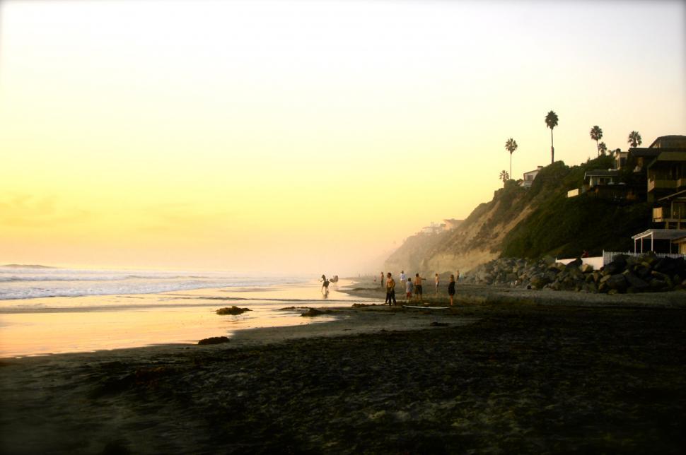 Free Image of Sunset on the Beach 