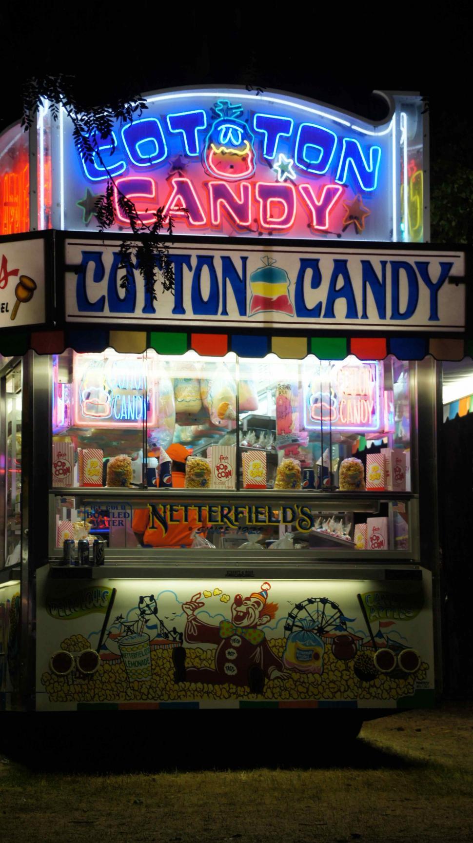Free Image of Carnival Food 