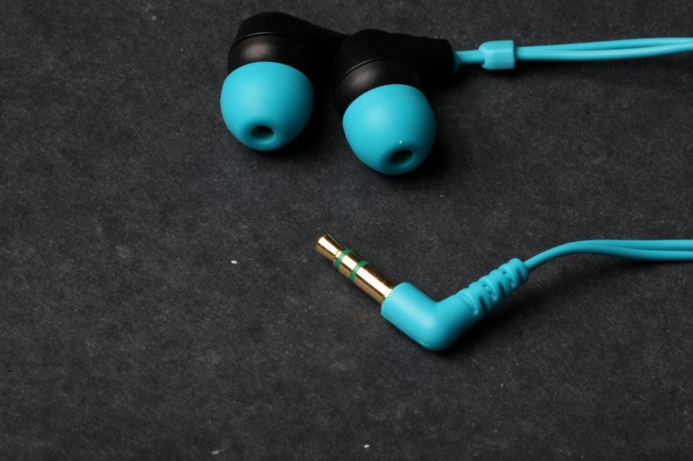 Free Image of Blue Earphones 
