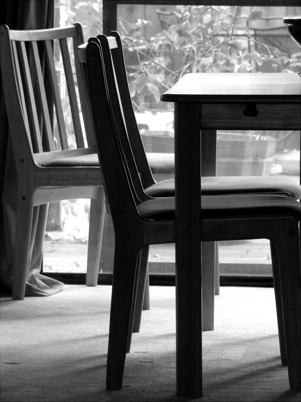 Free Image of Chairs 