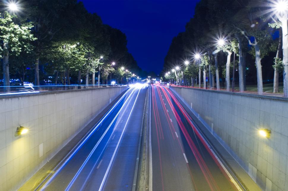 Free Image of Car lights 