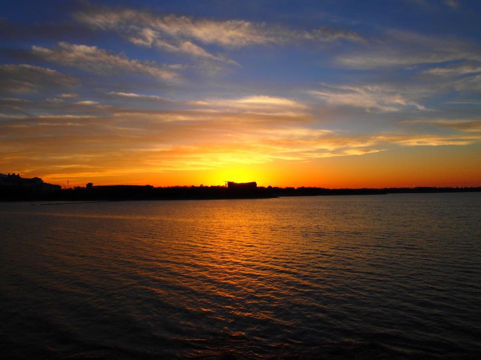 Free Image of Sky and landscape 