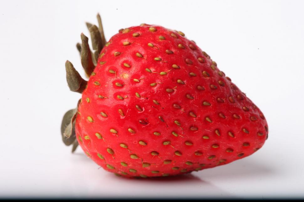 Free Image of Strawberries isolated on white 