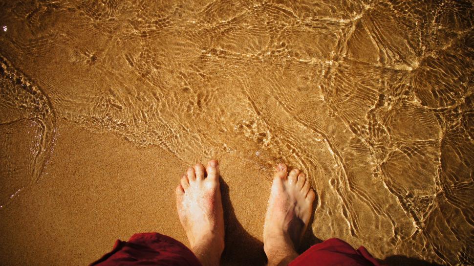 Free Image of Sand and Underwater Caera 