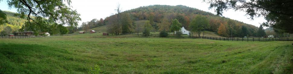 Free Image of Country Scenery 