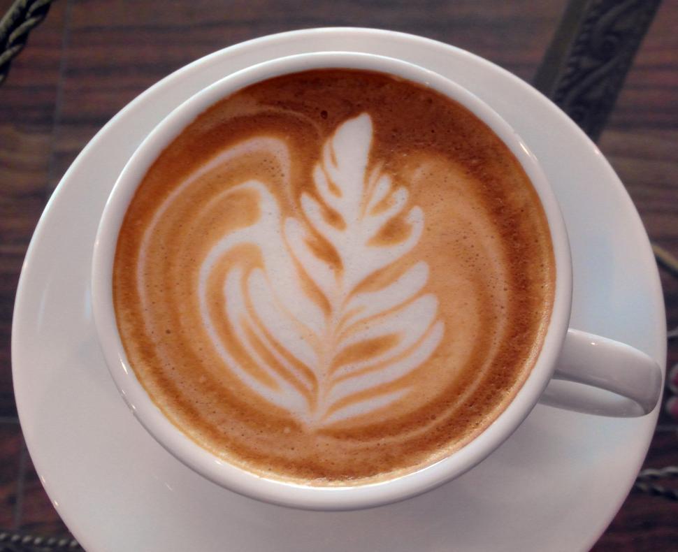Free Image of Coffee Art Leaf Design 
