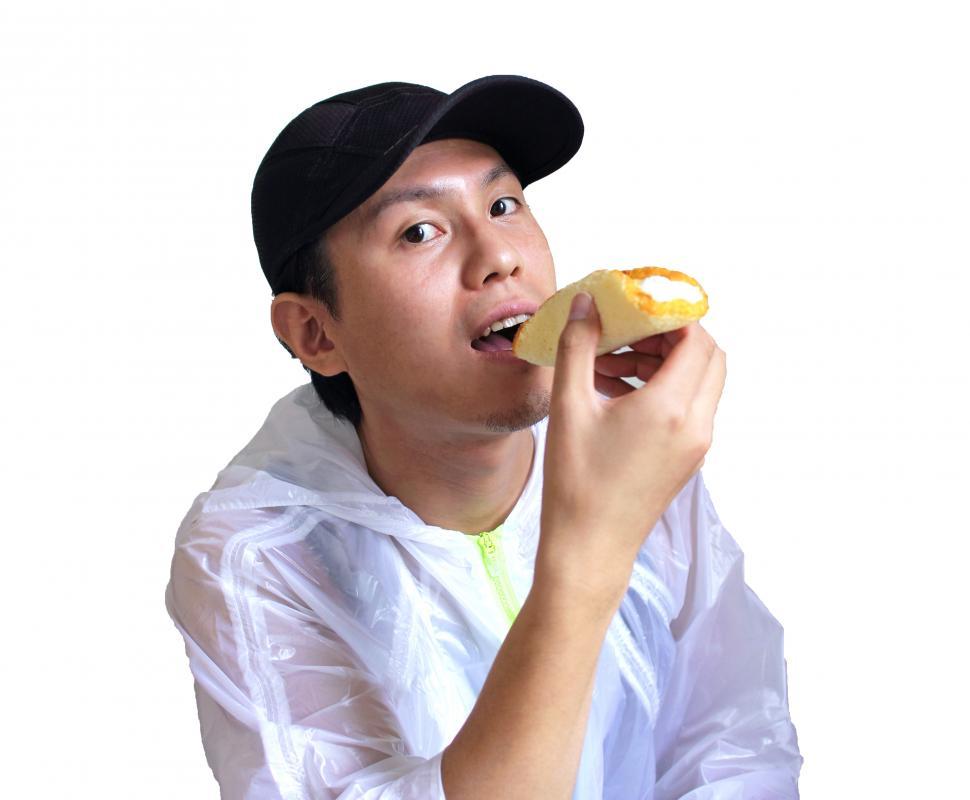 Free Image of Eating a cake 