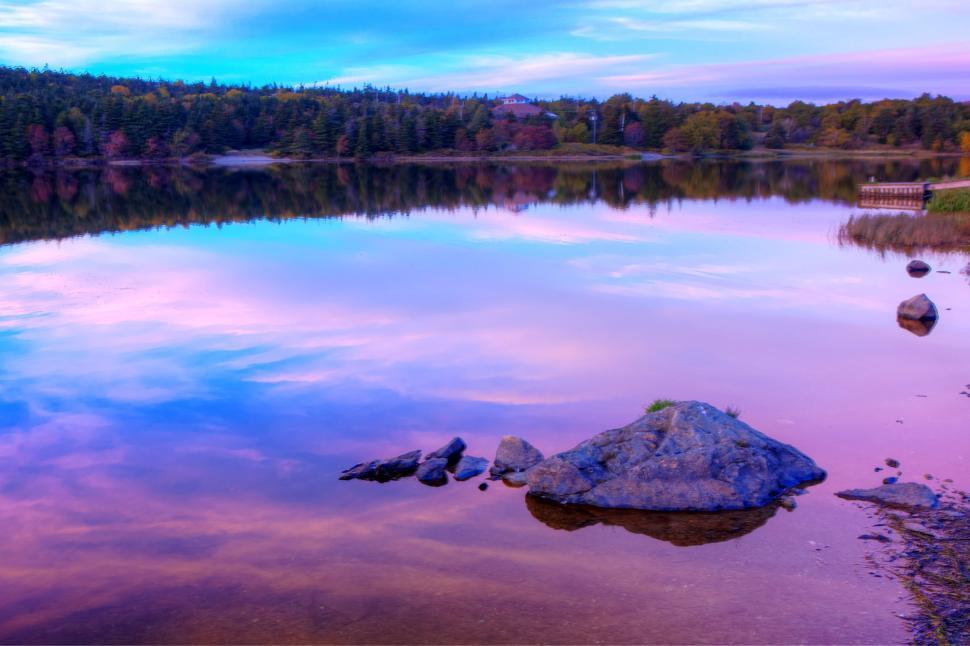 Free Image of Autumn Lake 