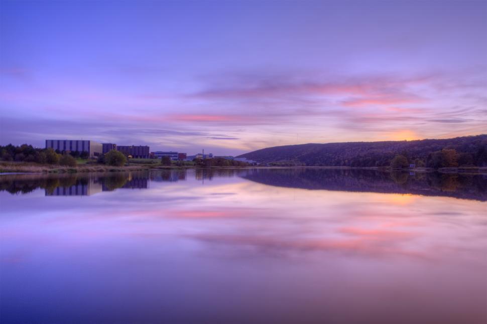 Free Image of Autumn Lake 